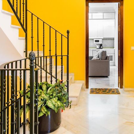 Magico Apartamento En Casa Palacio Del Siglo XVII 塞维利亚 外观 照片