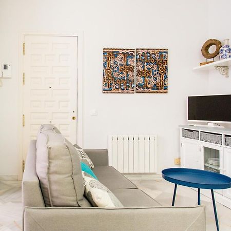 Magico Apartamento En Casa Palacio Del Siglo XVII 塞维利亚 外观 照片
