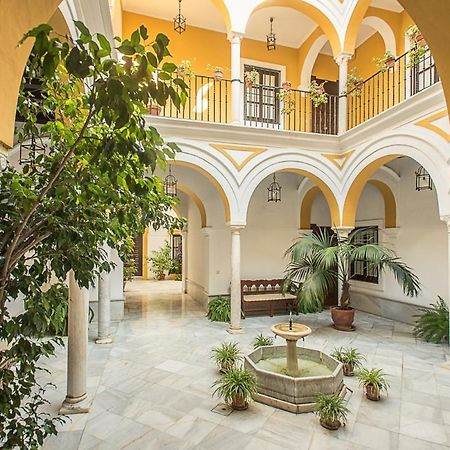 Magico Apartamento En Casa Palacio Del Siglo XVII 塞维利亚 外观 照片
