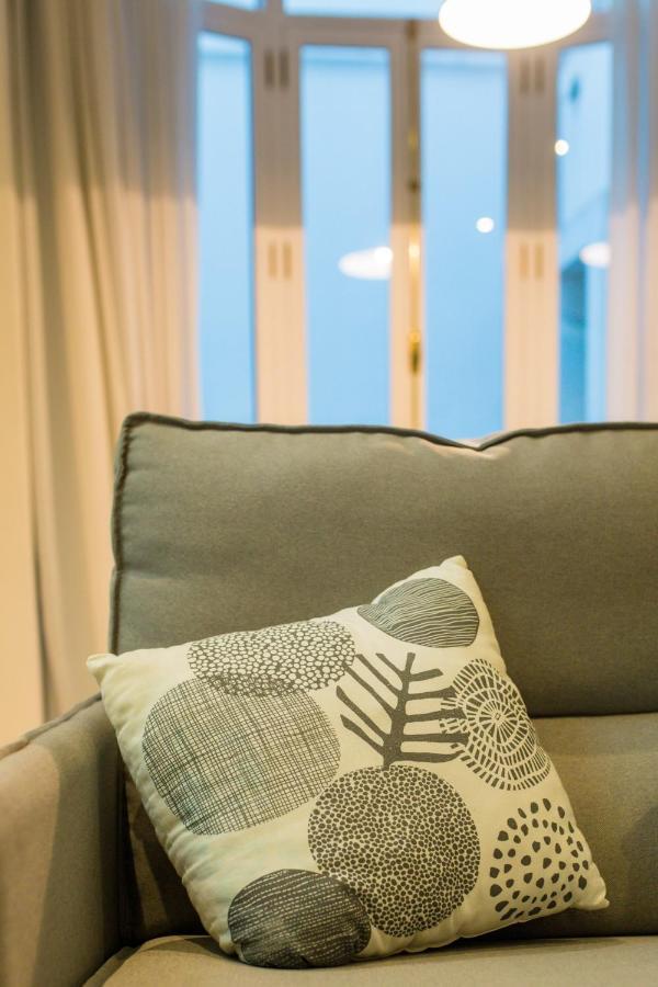 Magico Apartamento En Casa Palacio Del Siglo XVII 塞维利亚 外观 照片