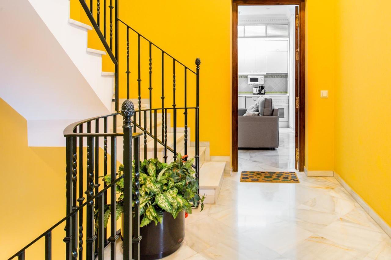 Magico Apartamento En Casa Palacio Del Siglo XVII 塞维利亚 外观 照片