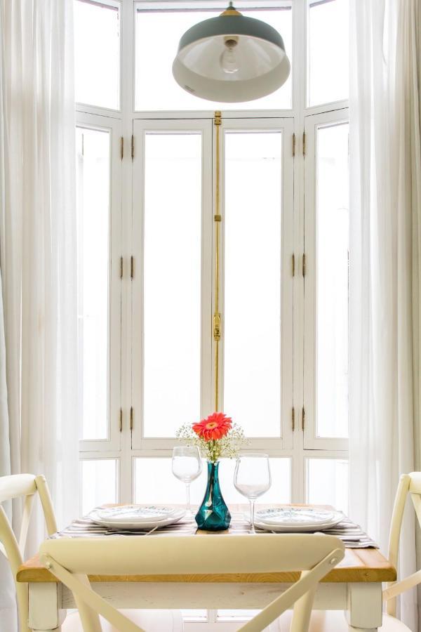Magico Apartamento En Casa Palacio Del Siglo XVII 塞维利亚 外观 照片