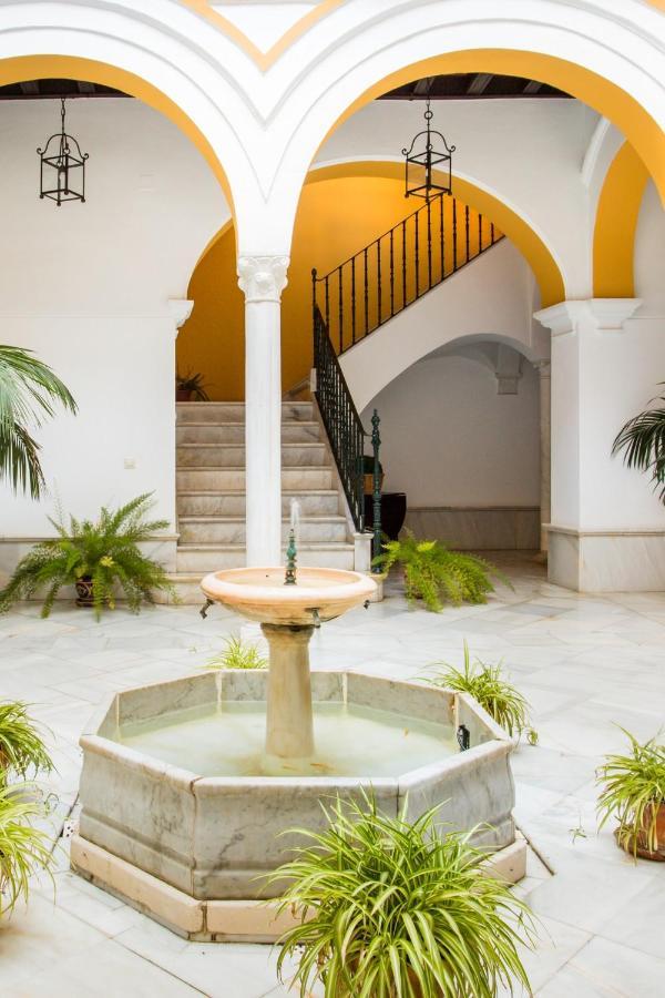 Magico Apartamento En Casa Palacio Del Siglo XVII 塞维利亚 外观 照片