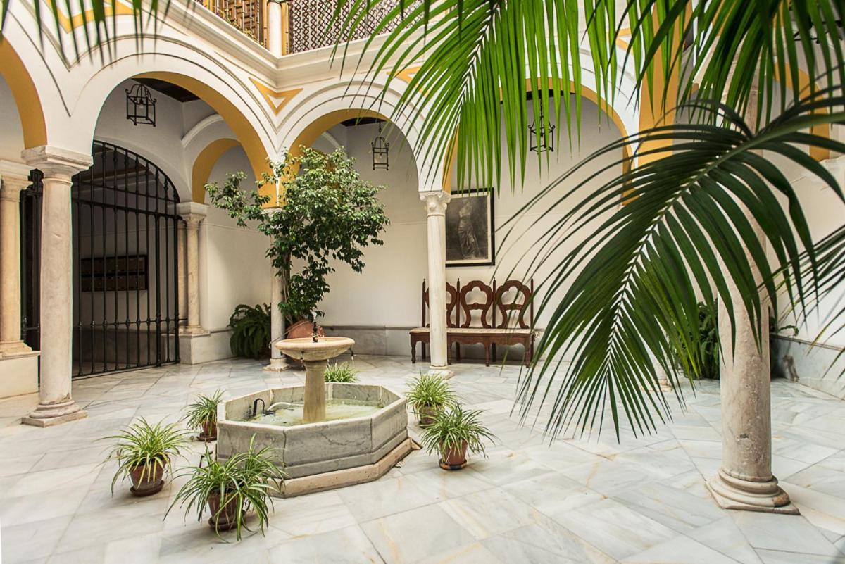 Magico Apartamento En Casa Palacio Del Siglo XVII 塞维利亚 外观 照片
